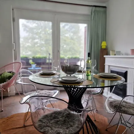 Manjana's Waldblick *